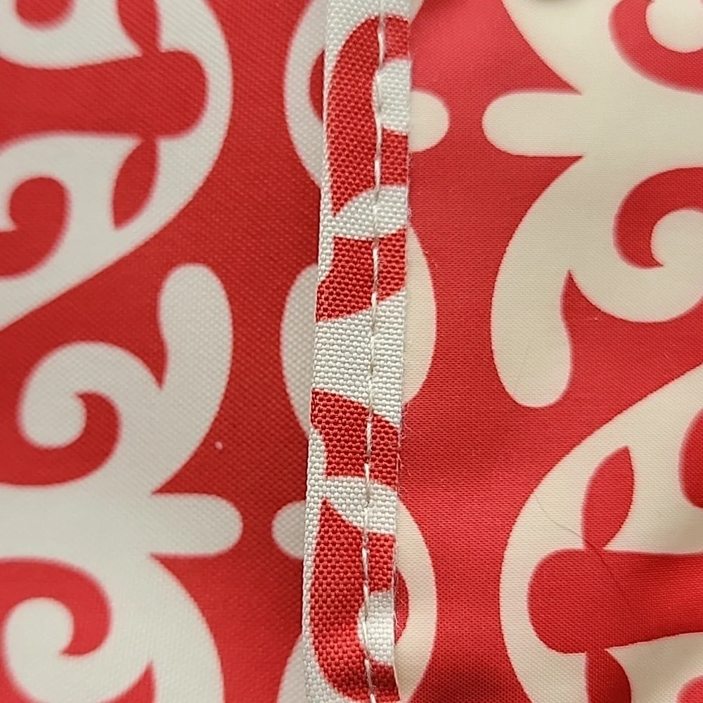 Infantino Savvy Bag - Red and Cream Patterned Shoulder Diaper Bag / Purse